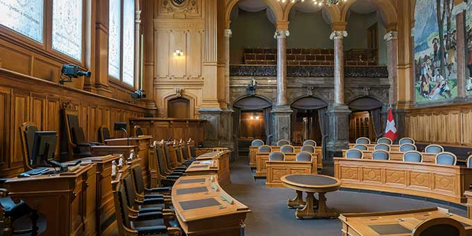 expliciet betekenis voorbeeld rechtszaak juridisch